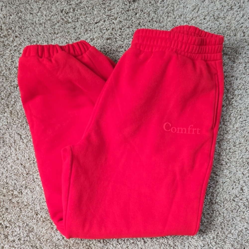 Comfort Red Women's Lounge Set - Picture 4 of 4